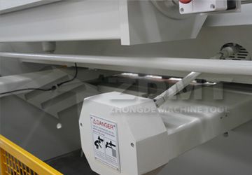 后挡料.jpg 后挡料.jpg