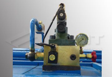 液压体系.jpg 液压体系.jpg