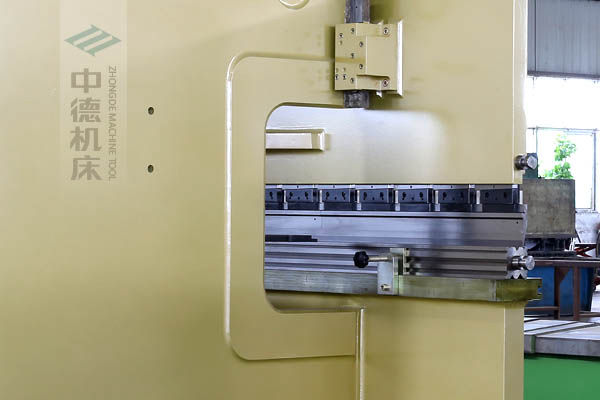 ZDP-20050增强型喉口,有用抵当机架受力变形.jpg ZDP-20050增强型喉口,有用抵当机架受力变形.jpg